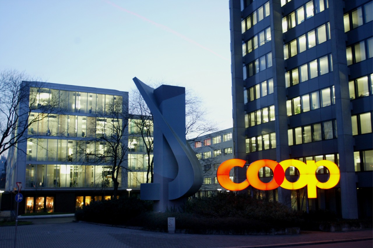 Thiersteinerallee, Hochhaus, Hauptsitz COOP